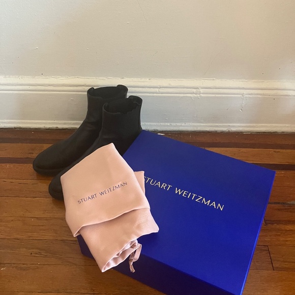 Staurt Weitzman Black Chelsea Boots - Picture 2 of 7